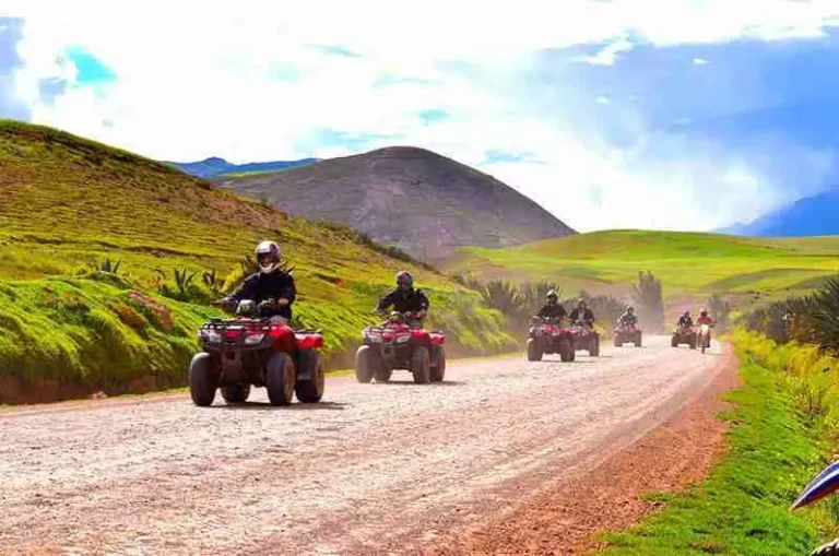 Tour en Cuatrimotos: Laguna Huaypo + Salineras de Maras (Medio Día) - foto 4
